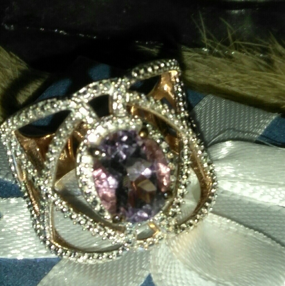 Karis Collection Rosa De France Amethyst Ring